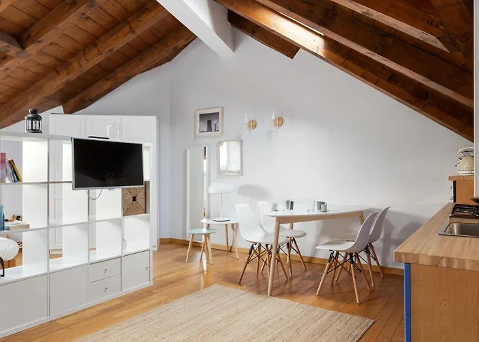 Hostmate - Milano - Farini - Isola
